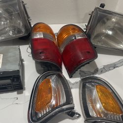 2001 Toyota Tacoma Front Headlight/Taillight sets- Stereo