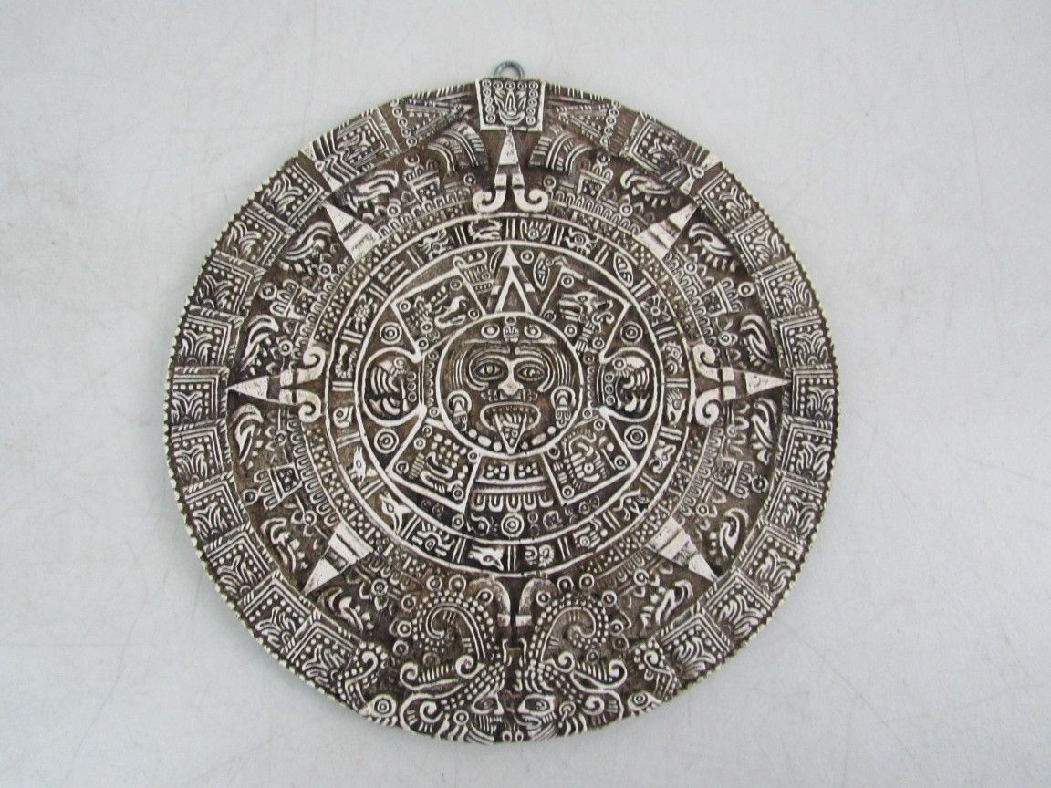 Aztec Mayan Inca Vintage Calendar Wall Decor 9 1/4" Diameter