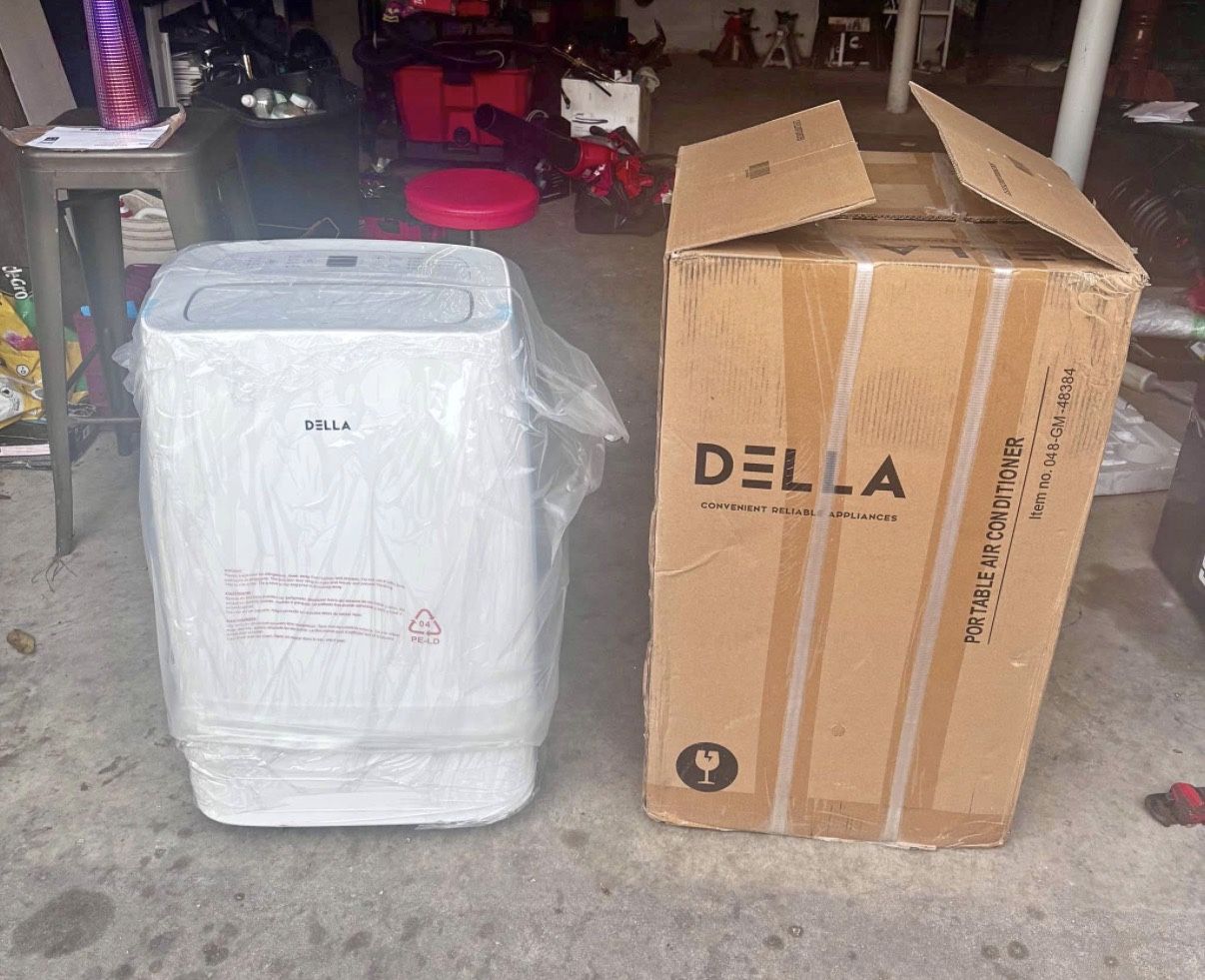Della AC Unit 