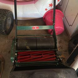 Hudson greenskeeper machine. 11blade 16” inch