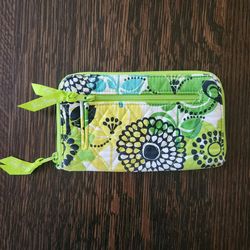 Vera Bradley Retired "Limes Up" Wallet EUC $19
l