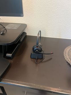 Office headset for meetings