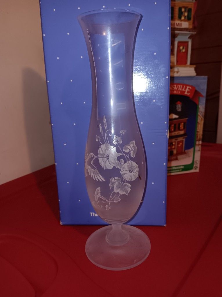 2 Avon Hummingbird Crystal Bud Vase