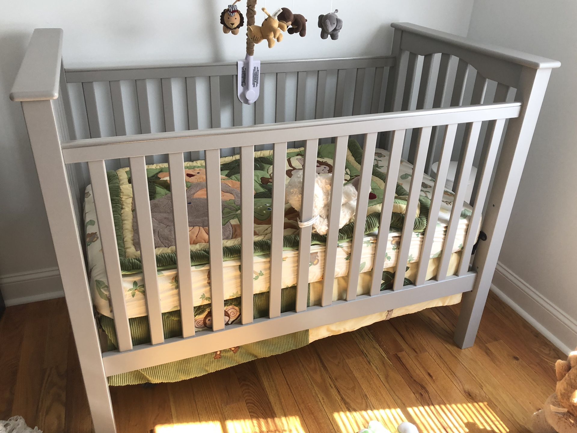 Kendall convertible crib from pottery barn