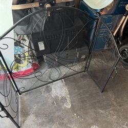 Fireplace screen