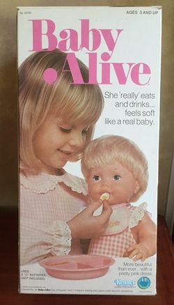 1973 Kenner Baby Alive Doll in Box with Food and Feeding Items for