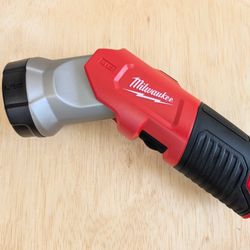 Milwaukee M12 100 lumen LED worklight