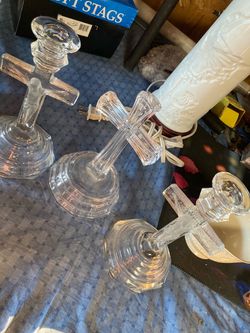 Glass cross