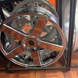 🔥 SPECIAL SALE – K9 K15 Chrome Wheels 🔥  22x9 K9 K15 Chrome Wheels Bolt Pattern: 6x139.7 (6-Lug)
