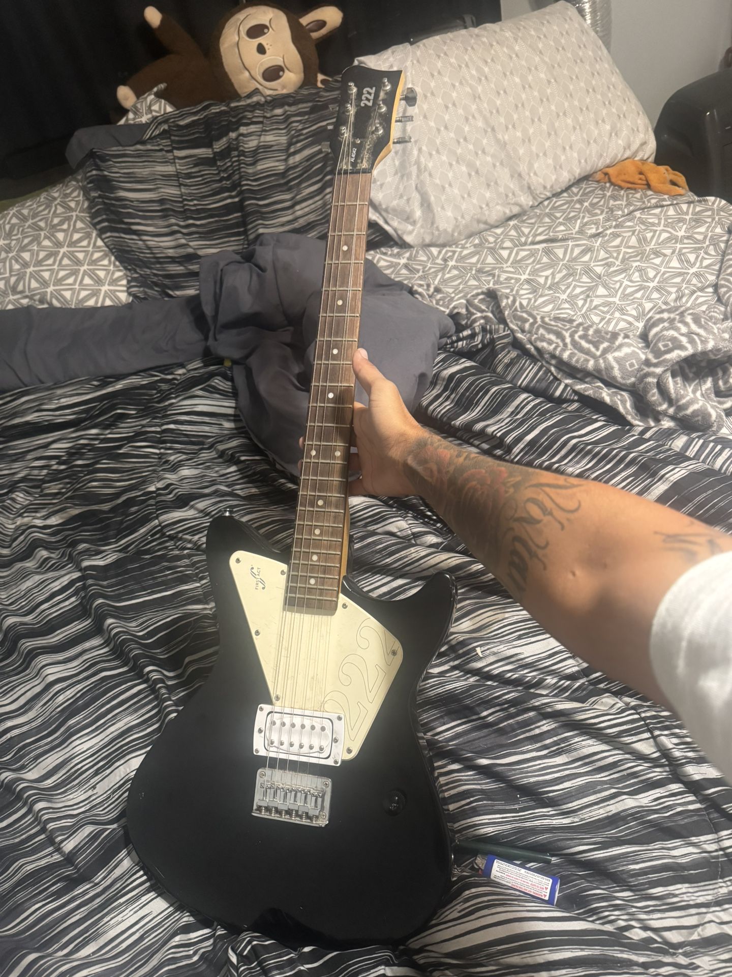 Electric Guitar 