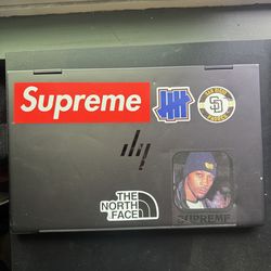 HP Bang & Oluffsen Envy 17.3’ Laptop - Throw OFFER