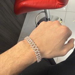 Moissanite Miami’s cuban bracelet