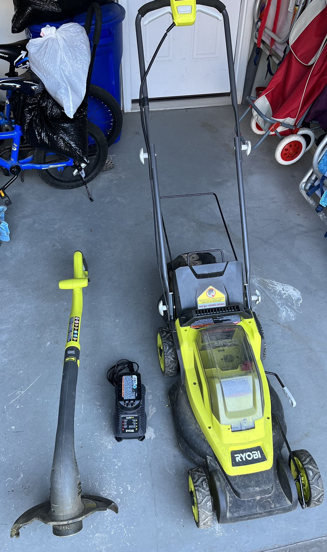 Ryobi  Cordless Lawn Power And  Trimmer And Edger