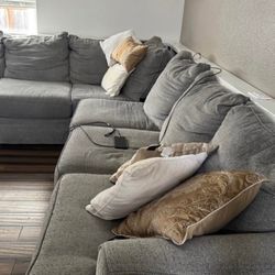Sectional Couch 