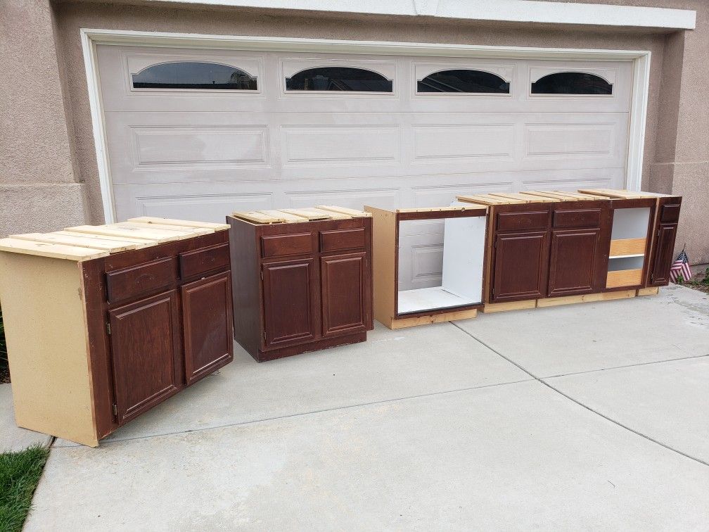 Lower Kitchen Cabinets for Sale in Murrieta, CA - OfferUp