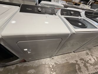 Whirlpool gas  Dryer and washer  White