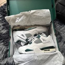 Jordan 4 Retro “Oxidized Green” – Size 6.5