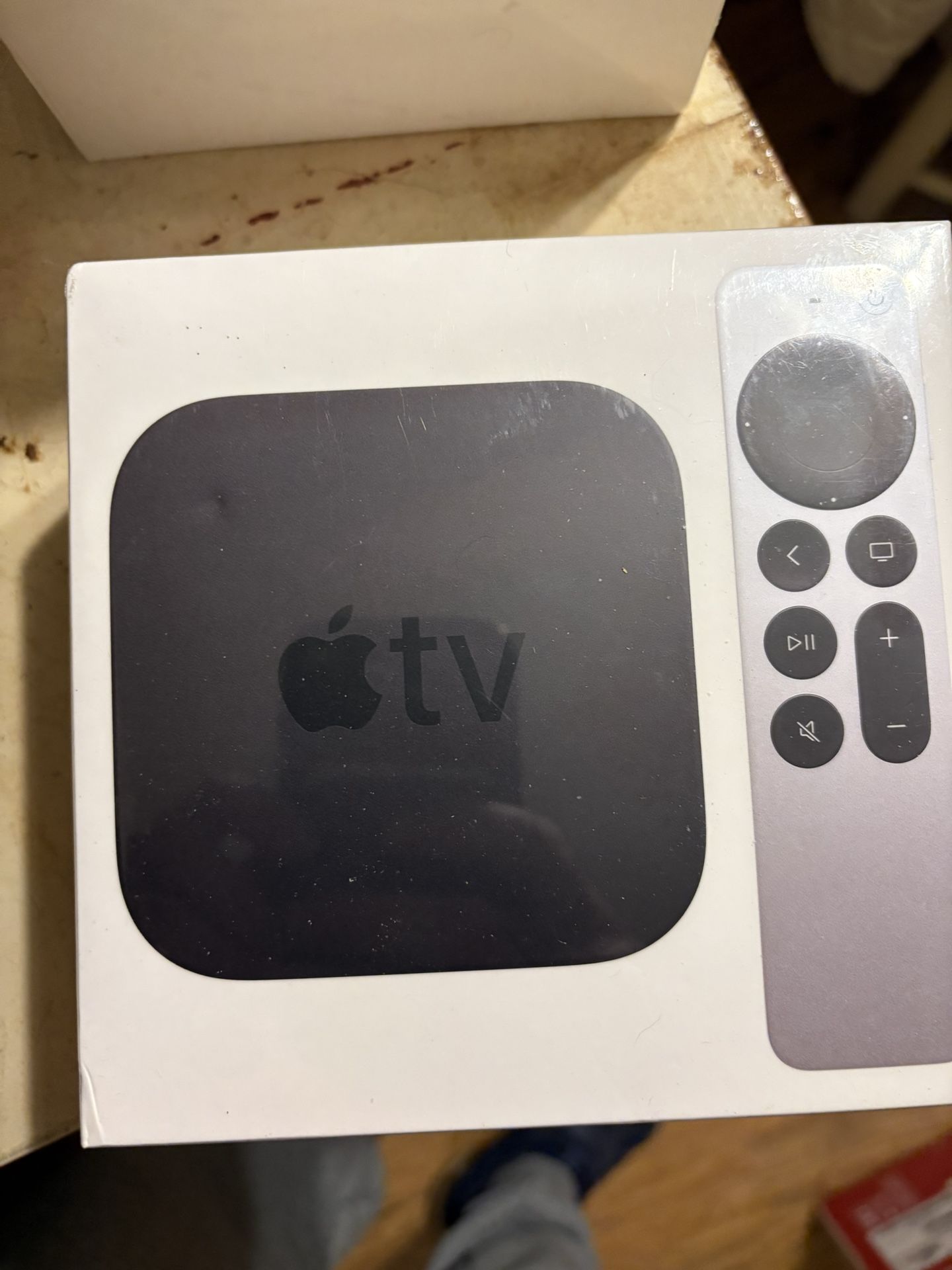 Apple - TV 4K 32GB (2nd Generation) - Black