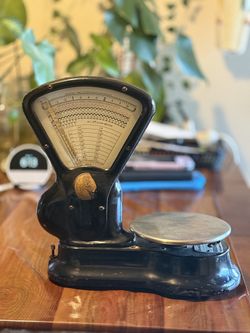 MCM Vintage Toledo Scale