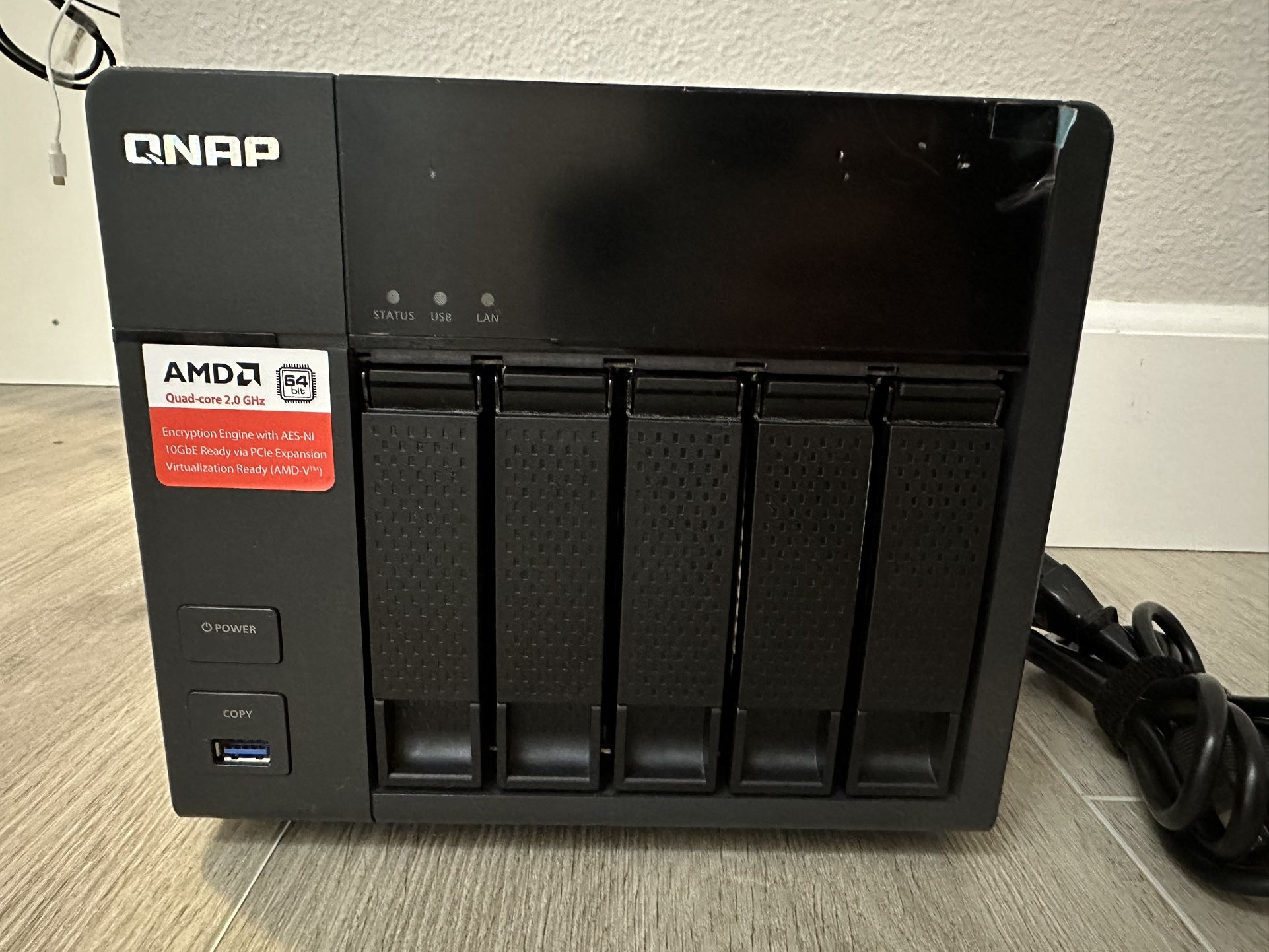 QNAP TS-563 5 Bay NAS