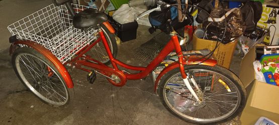 24-in Tricycle Bike 7-speed