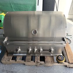 Coyote SL Series 36” Gas Grill Barbecue
