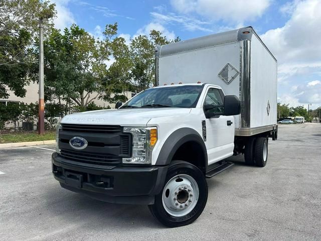 2017 Ford F450 Super Duty Regular Cab & Chassis