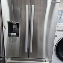 Bosch Stainless Steel Fridge Bottom Freezer Refrigerator Counter Depth 