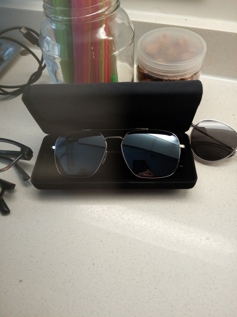 Smith Optical "Drake" Sunglasses Brand new