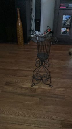 Wrought Iron Plant Stand with Basket