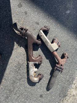 Small block Chevy exhaust manifold