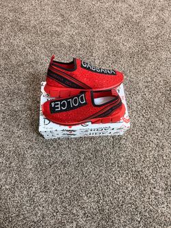 Dolce and gabbana shoes size 9,10