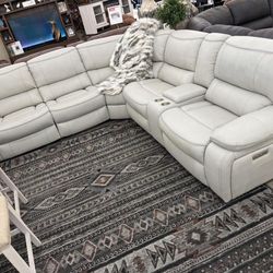 Sectionals/Livingroom furniture /recliners/same day delivery 🚚