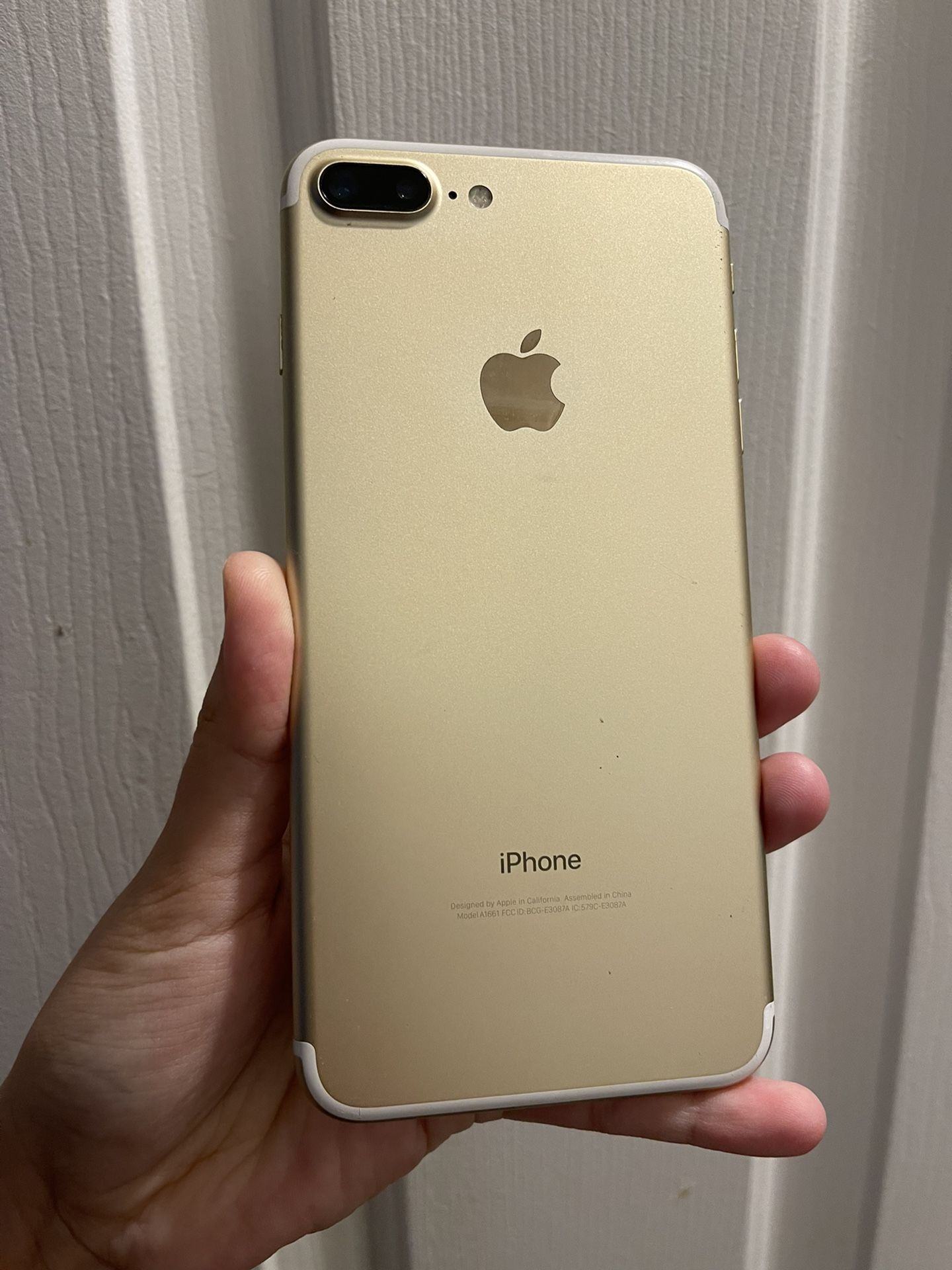 iPhone 7 Plus - 32 GB - Unlocked For Worldwide Use