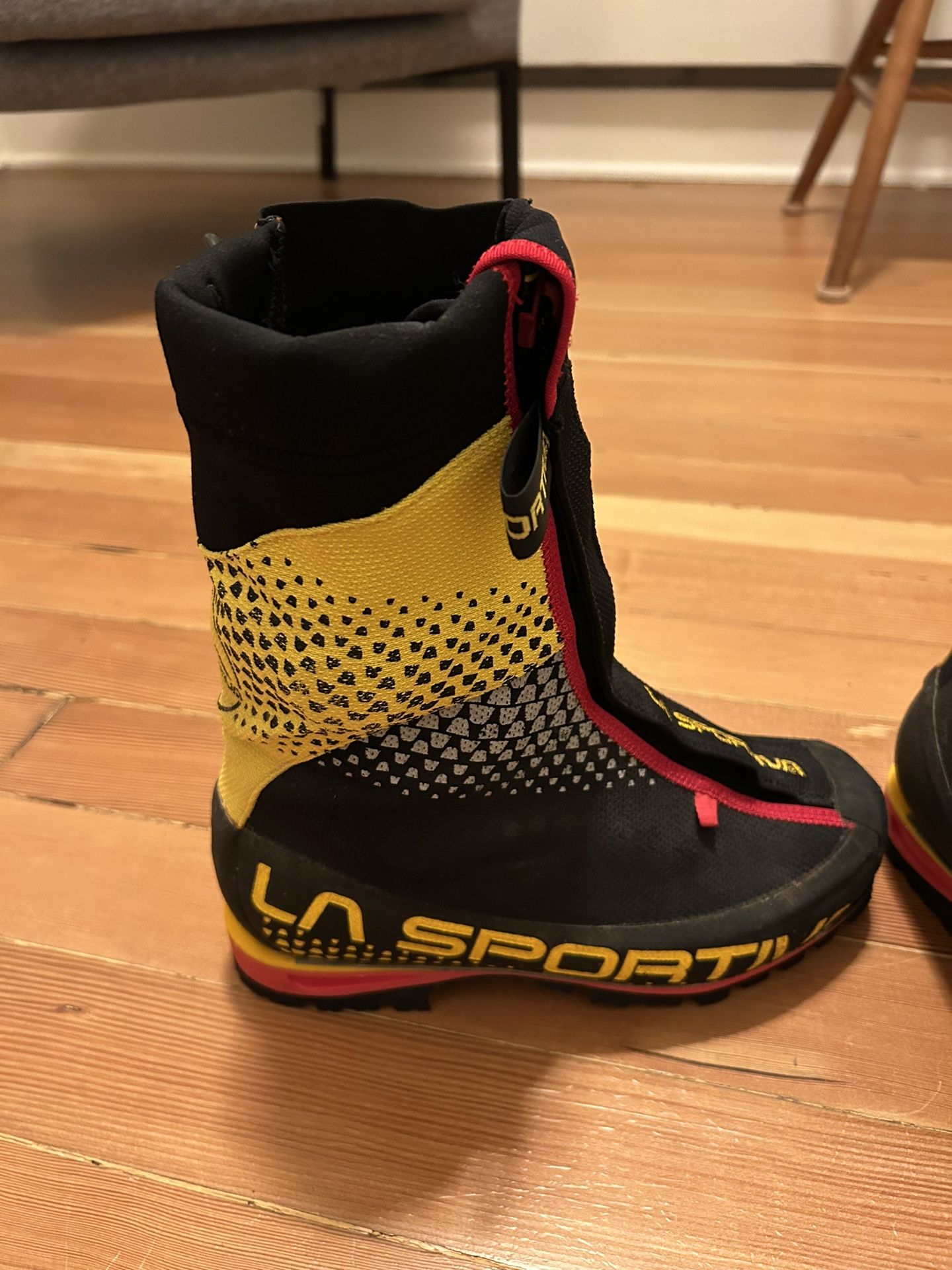 La Sportiva G2 SM Boots (size 41)