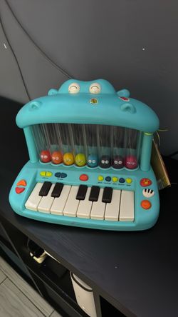 B Toys toddler piano