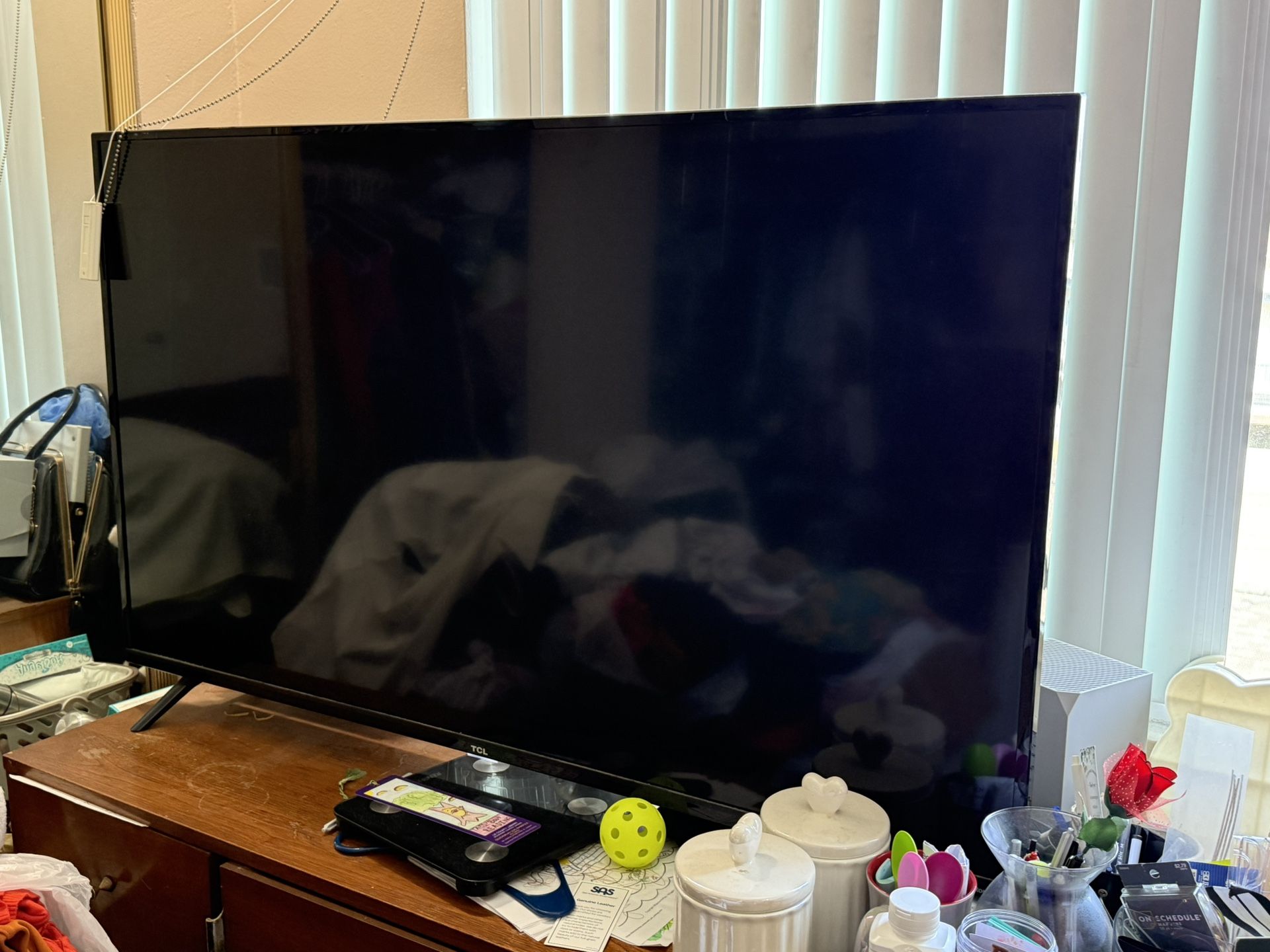 55” Roku Smart TV