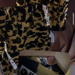 Bape Hoodie Low Price 150 Never Worn To Small