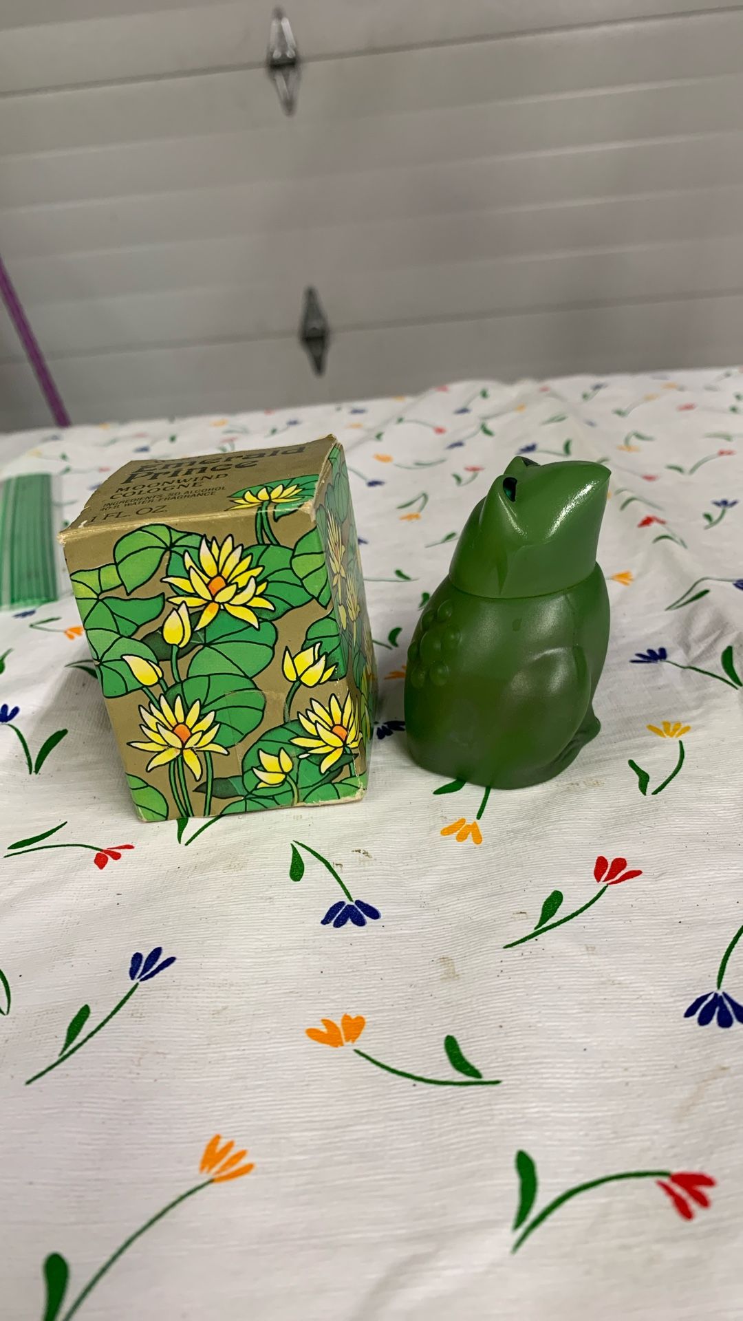 Avon Emerald Prince Moonwind cologne w/box