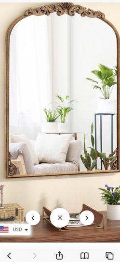 Arched mirror