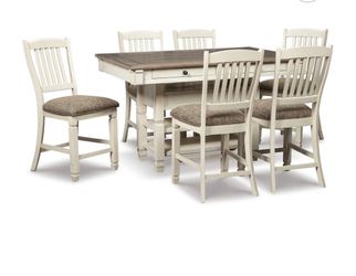Kitchen table with 6 chairs