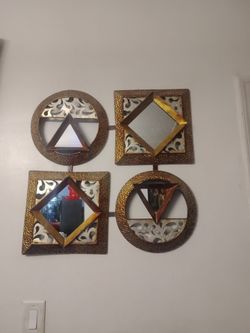 Mirror wall decoration
