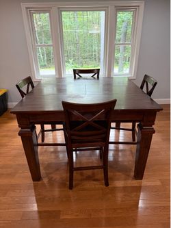 Kitchen table