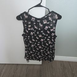 Large Sleeveless Black Floral Shirt