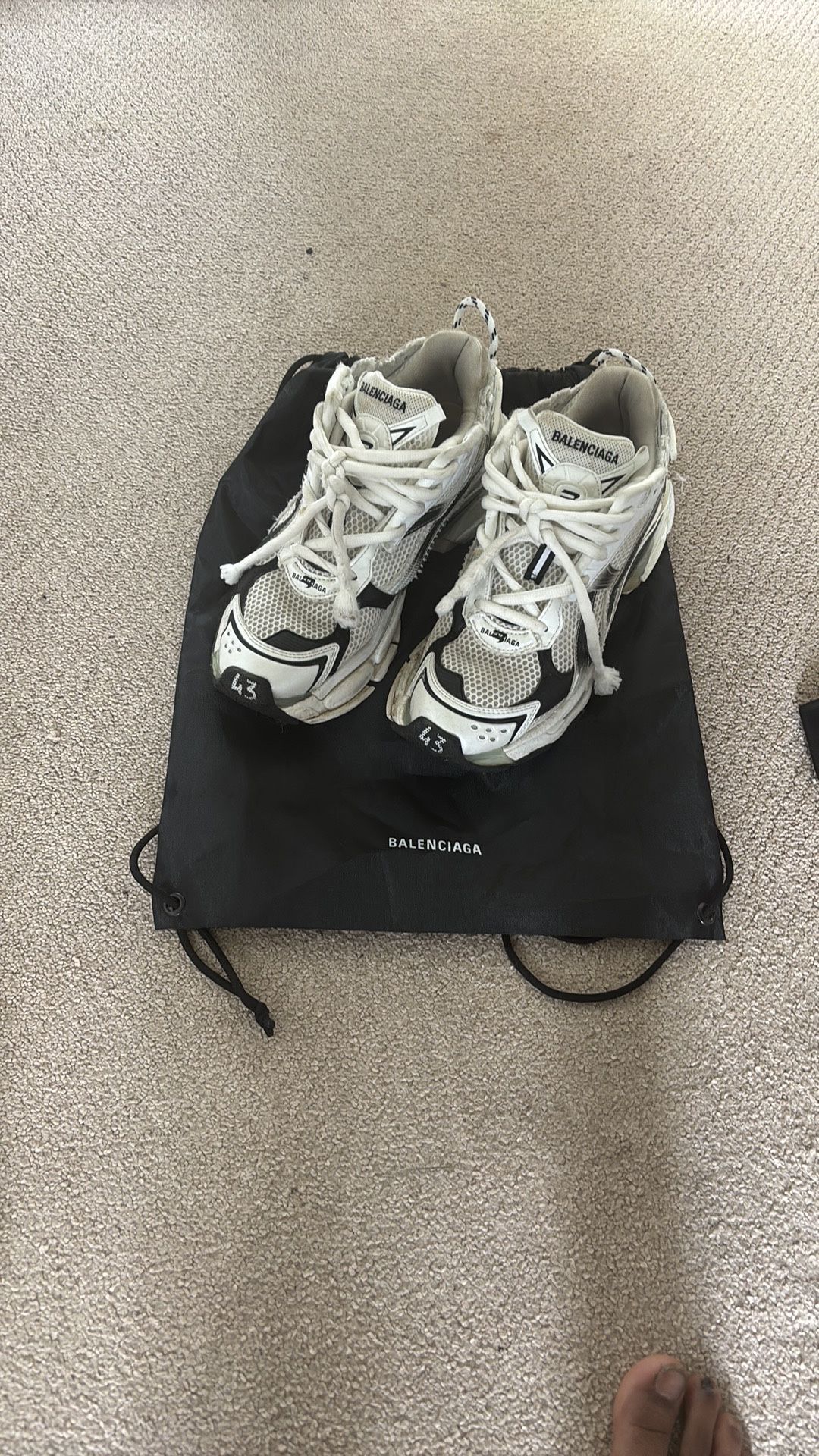 Balenciaga Runners Black and White