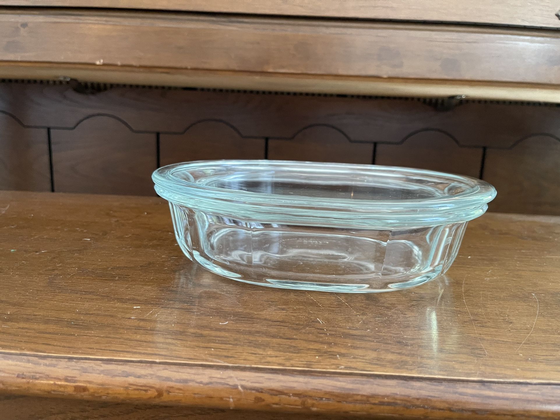 Pyrex 803-B Oval Baking Dish With Lid