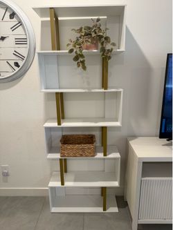 Shelf