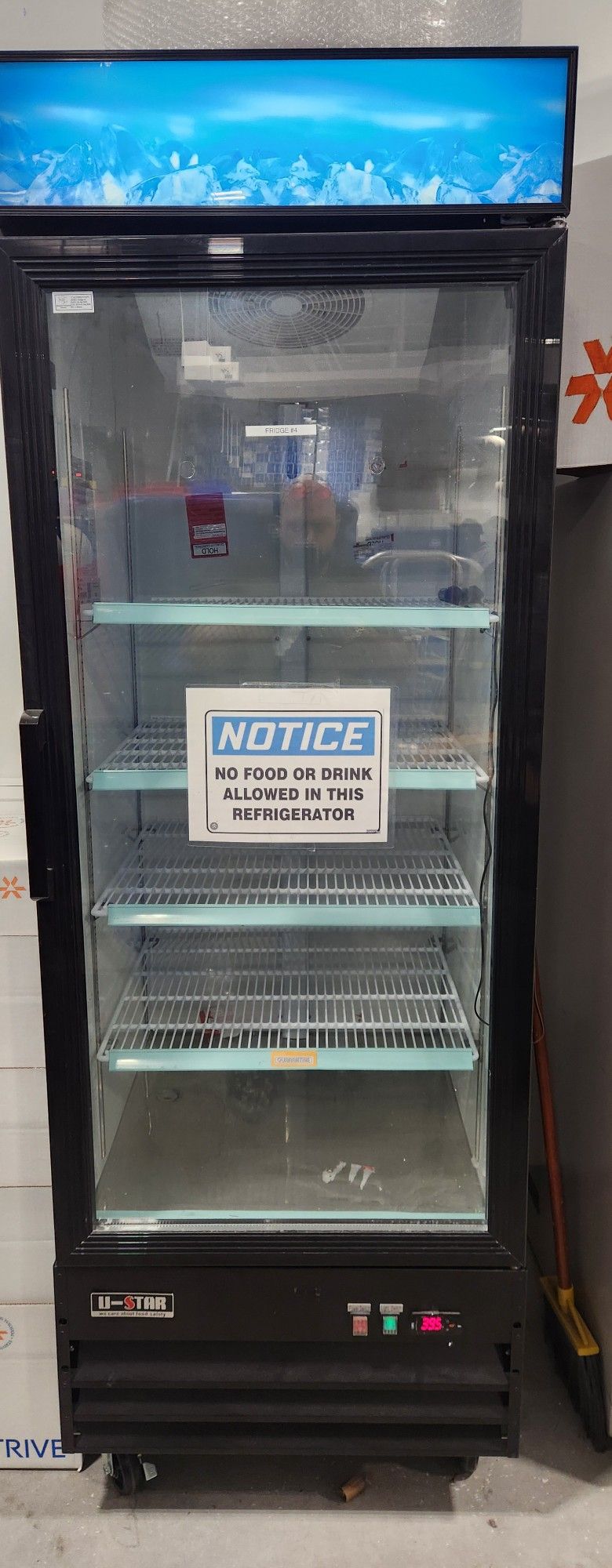 2 Refrigeratos Both Works , I Just Dont Have Room Im The Pharmacy , But You Can Use For Xoo