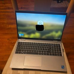 Dell Laptop 