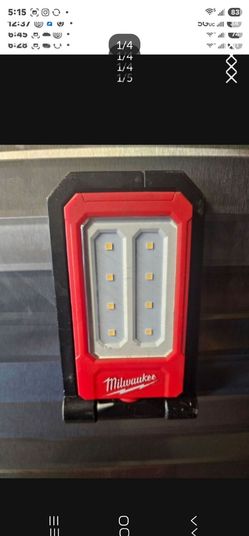 Milwaukee LED Work Light 500 Lumes